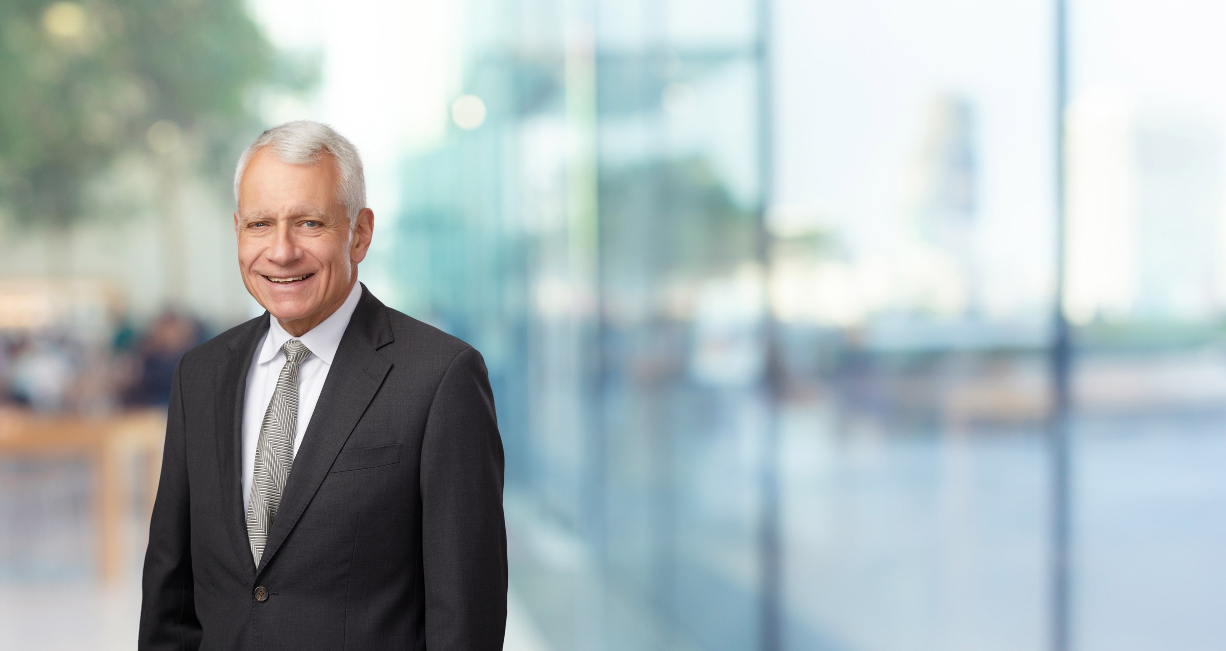 Julio Mendoza, Jr., Maynard Nexsen PC Photo